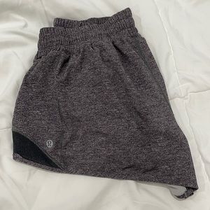 grey lululemon hotty hot shorts 2.5 size 10